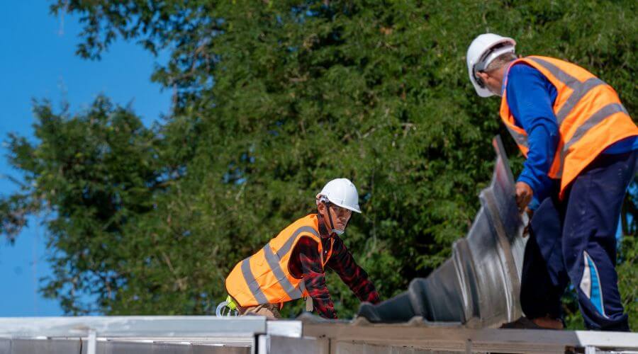 Professional residential roofers in Cincinnati, OH